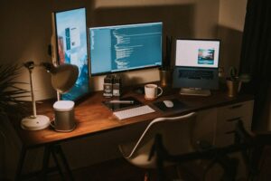 minimalist desk setup