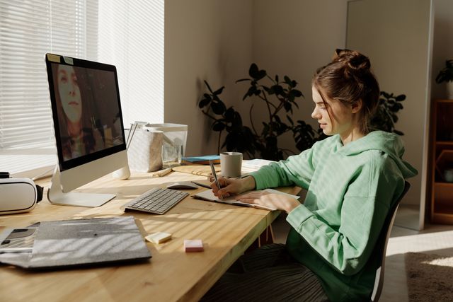 online learning home office workspace