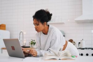 Best Scholarships for Online Learners in the USA: Complete Guide